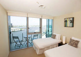 Docklands Apartments Grand Mercure - Kempsey Accommodation